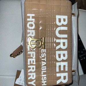 Burberry horseferry bag